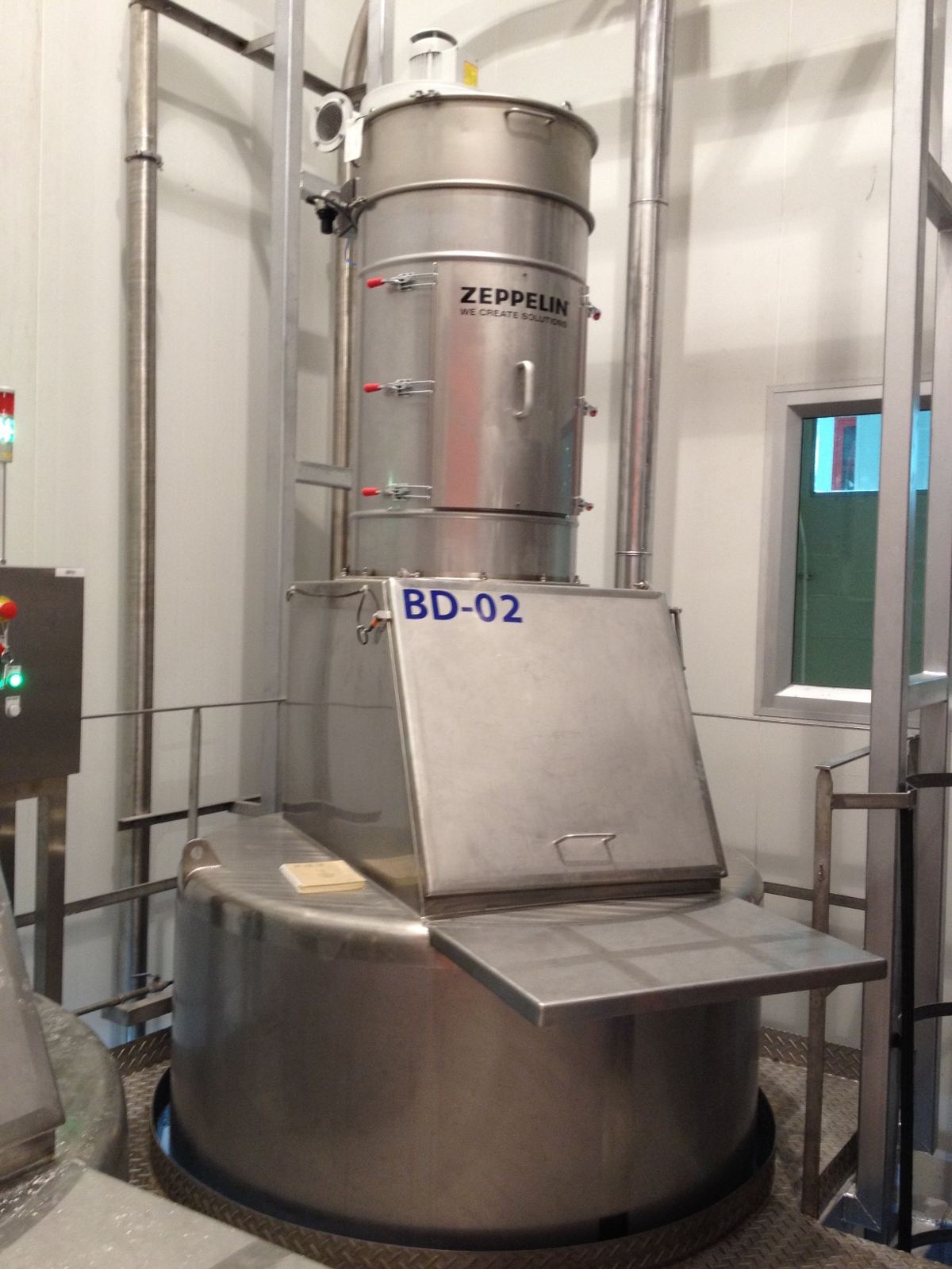 โออิชิ — pneumatic-conveying-system